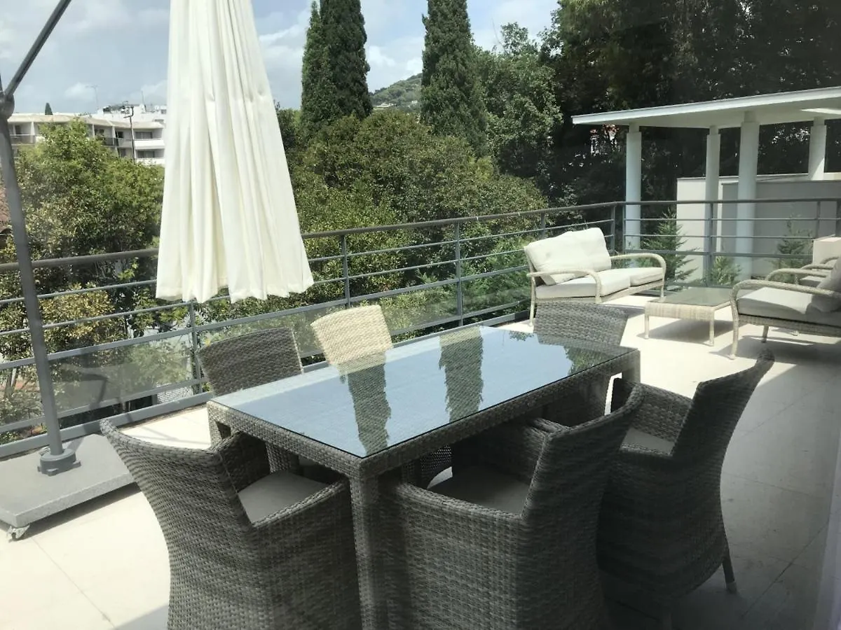 アパート Appartement Montfleury, 2 Terrasses, 2 Chambres , 2 Sdb , Pkg Prive Piscine, 15 Min Walk To Croisette Beach And Palais Des Festivals カンヌ