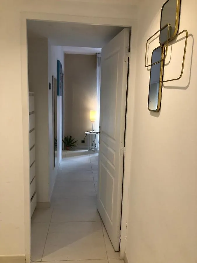 Appartement Montfleury, 2 Terrasses, 2 Chambres , 2 Sdb , Pkg Prive Piscine, 15 Min Walk To Croisette Beach And Palais Des Festivals 칸느 아파트
